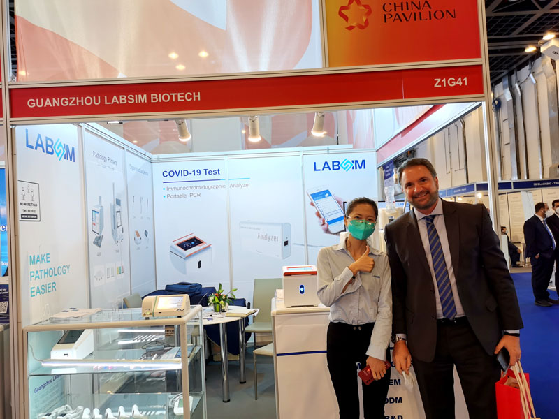 【展(zhan)會迴(hui)顧】藍(lán)(lan)勃生(sheng)物(wu)精綵(cai)亮(liang)相2022 MEDLAB Middle East